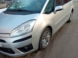 2011 Citroen C4 Picasso Grand I, серебристый, 970000 рублей, вид 1