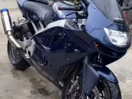 Купить мотоциклы Kawasaki ZX-6 Ninja с пробегом 1998 года по цене