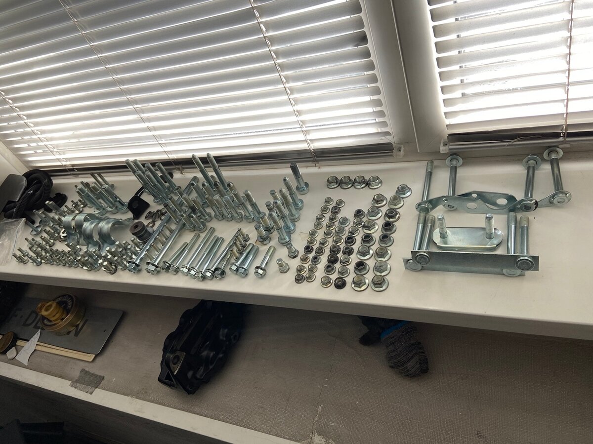 Купить б/у Subaru Impreza WRX STi I 2.0 MT (280 л.с.) 4WD бензин ...