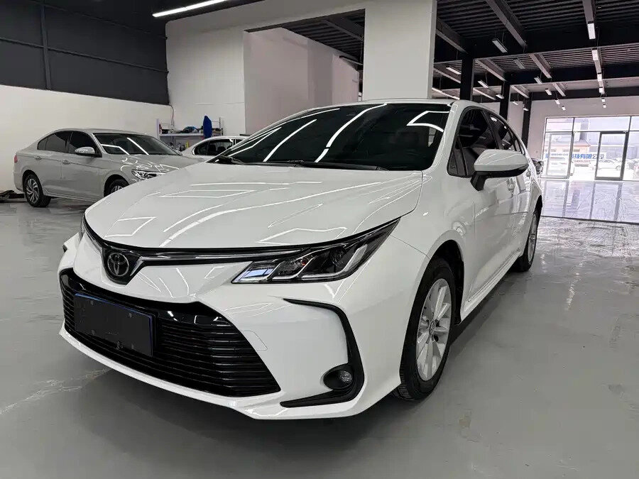 Toyota Corolla XII (E210)