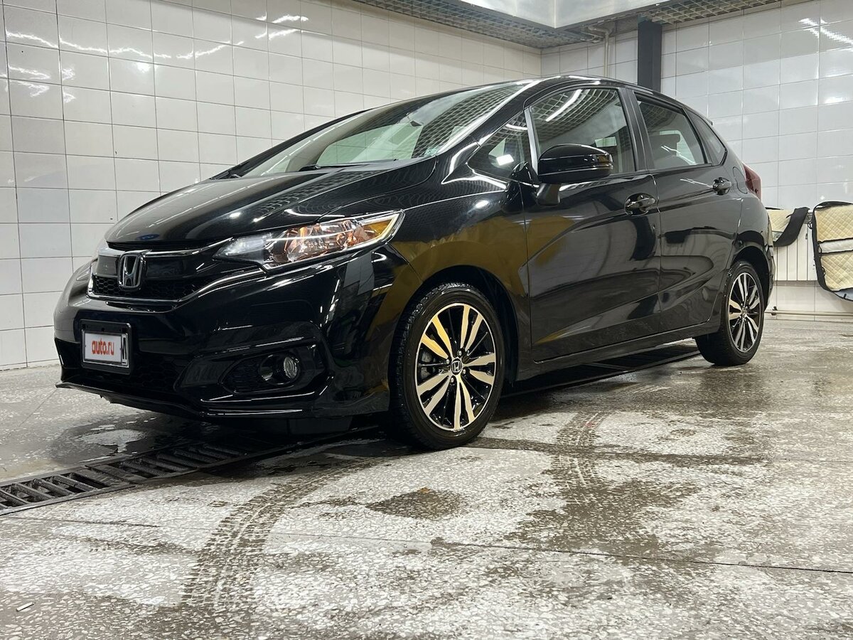 Купить б/у Honda Fit III Рестайлинг 1.5 CVT (130 л.с.) бензин вариатор ...