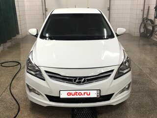 2015 Hyundai Solaris I Рестайлинг, белый, 1100000 рублей, вид 1