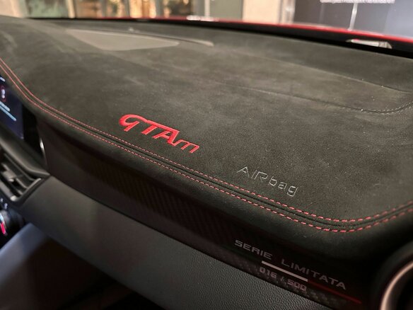 2022 Alfa Romeo Giulia, красный - вид 23