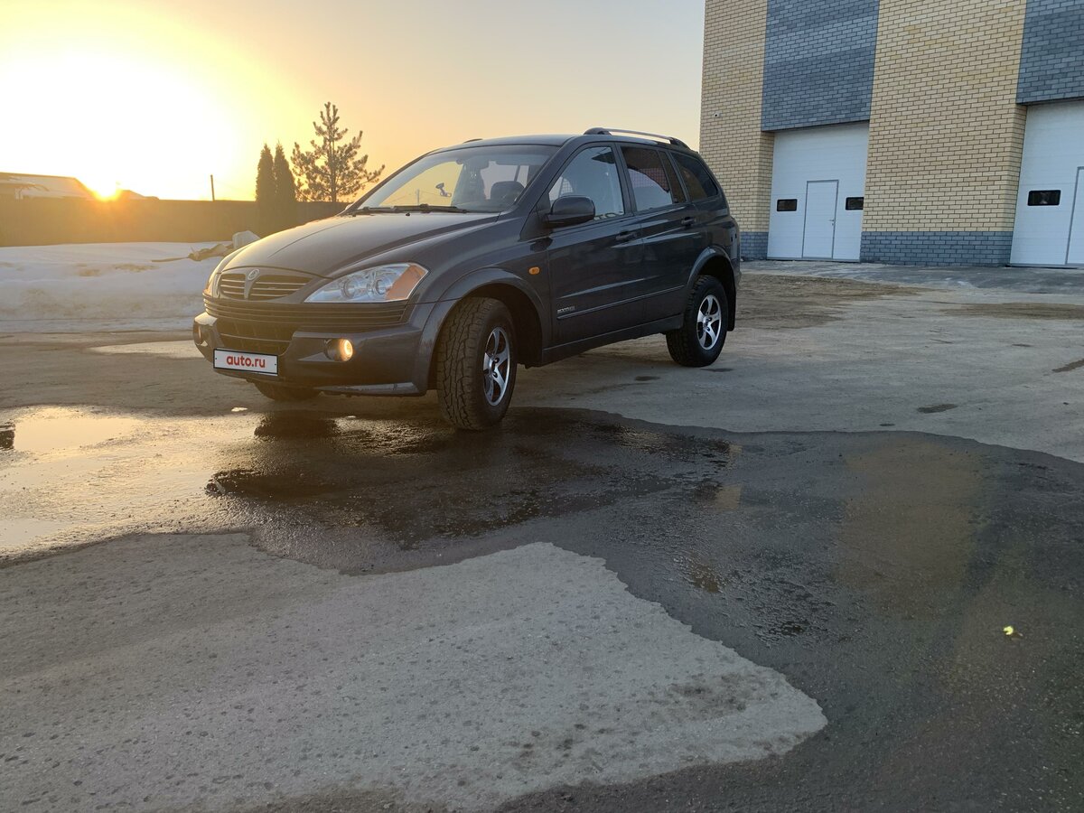 Купить б/у SsangYong Kyron I Рестайлинг 5-speed 2.0d AT (141 л.с.) 4WD ...