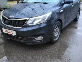 2016 Kia Rio III Рестайлинг, чёрный, 525000 рублей, вид 1