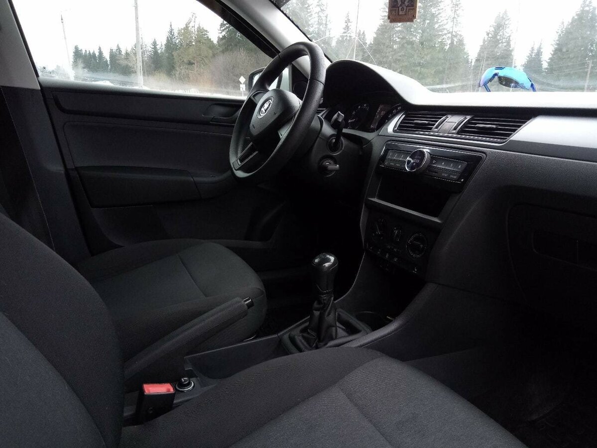 Шкода рапид как пользоваться бортовым компьютером - фото