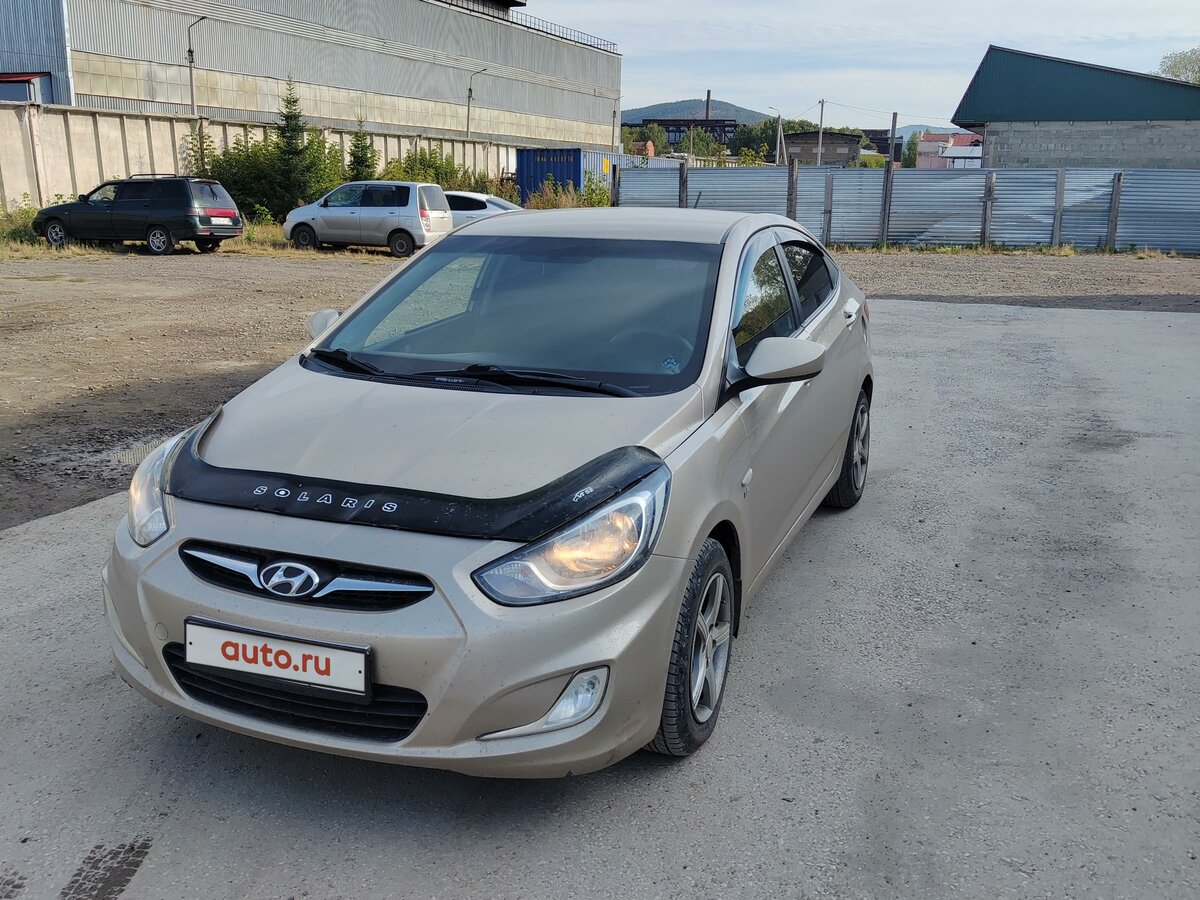 Купить б/у Hyundai Solaris I 1.6 AT (123 л.с.) бензин автомат в ...