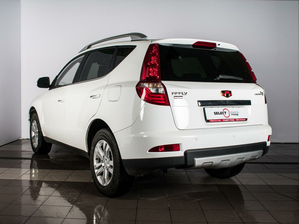 Машина Geely Emgrand x7