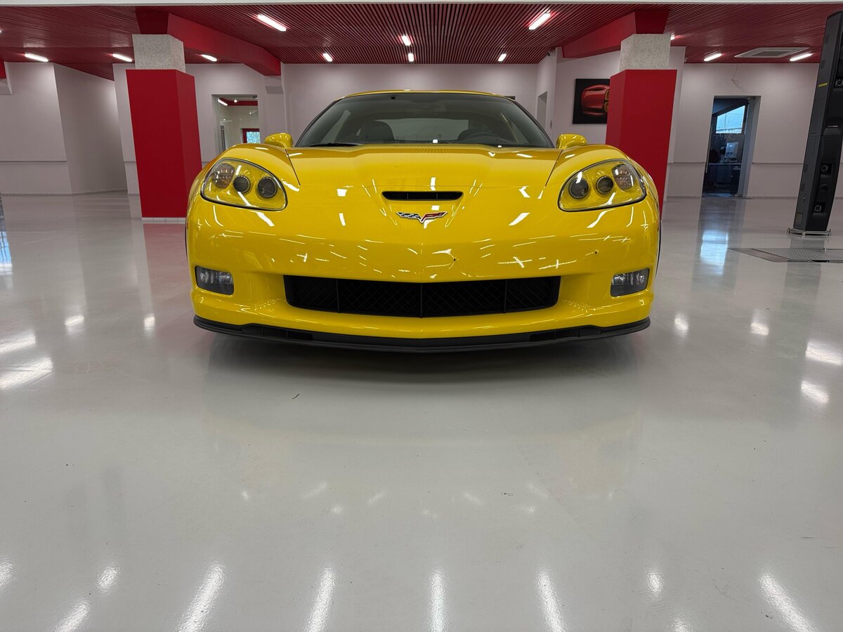 Chevrolet Corvette Z06: рекордная мощность и доступная цена в новом поколении