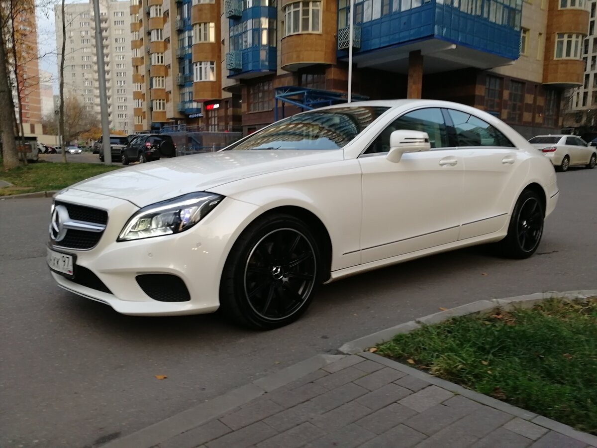 Mercedes Benz CLS 350 оранжевый