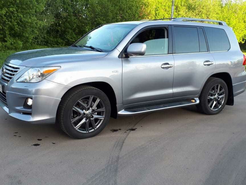 Lexus LX 2009 черный