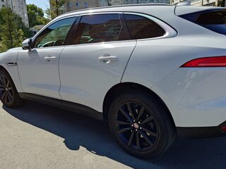 2017 Jaguar F-Pace I, белый, 2470000 рублей, вид 3