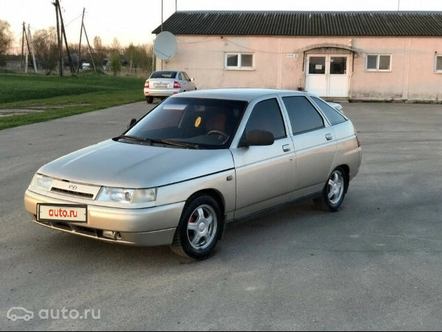 ВАЗ 2110 бежевая 2006