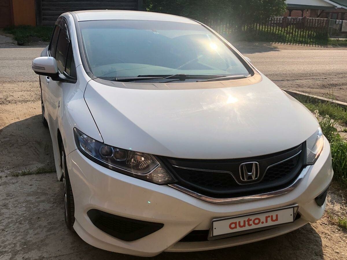 Купить б/у Honda Jade I 1.5hyb AMT (131 л.с.) гибрид робот в Томской ...