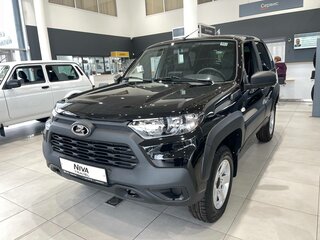 2024 Lada (ВАЗ) Niva I Рестайлинг (Travel), чёрный, 1527000 рублей, вид 1
