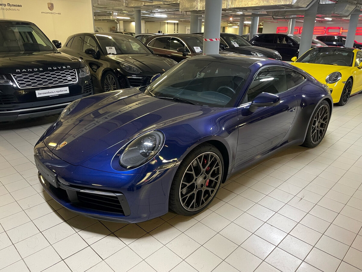 Купе Porsche 911 VIII (992) 2020 года, пробег 18 500 км, двигатель Carrera ...