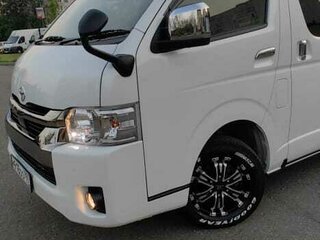 2021 Toyota HiAce H200 Рестайлинг, белый, 4600000 рублей, вид 1