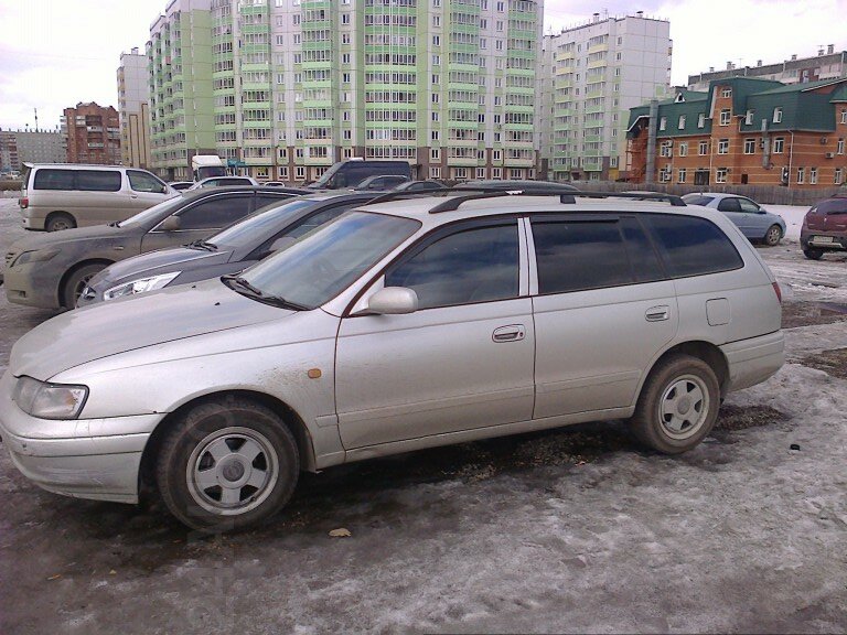 Тойота Калдина универсал 2001