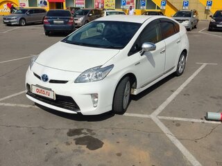 2015 Toyota Prius PHV ZVW35 III Рестайлинг (XW30), белый, 1350000 рублей, вид 1