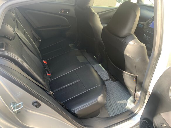 2020 Toyota Prius IV Рестайлинг (XW50), серый, 1950000 рублей - вид 38