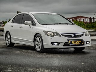 2009 Honda Civic VIII Рестайлинг, белый, 960000 рублей, вид 1