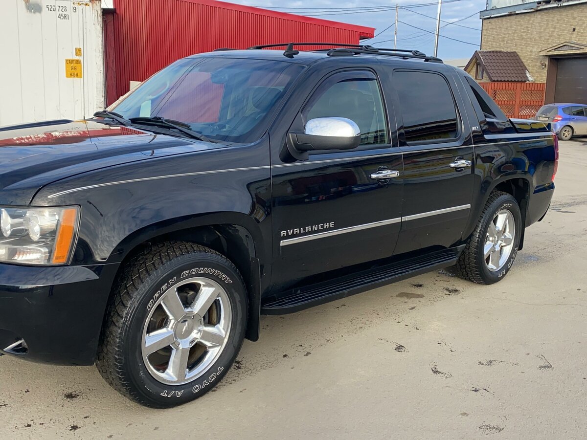 Купить б/у Chevrolet Avalanche II 5.3 AT (320 л.с.) 4WD бензин автомат ...
