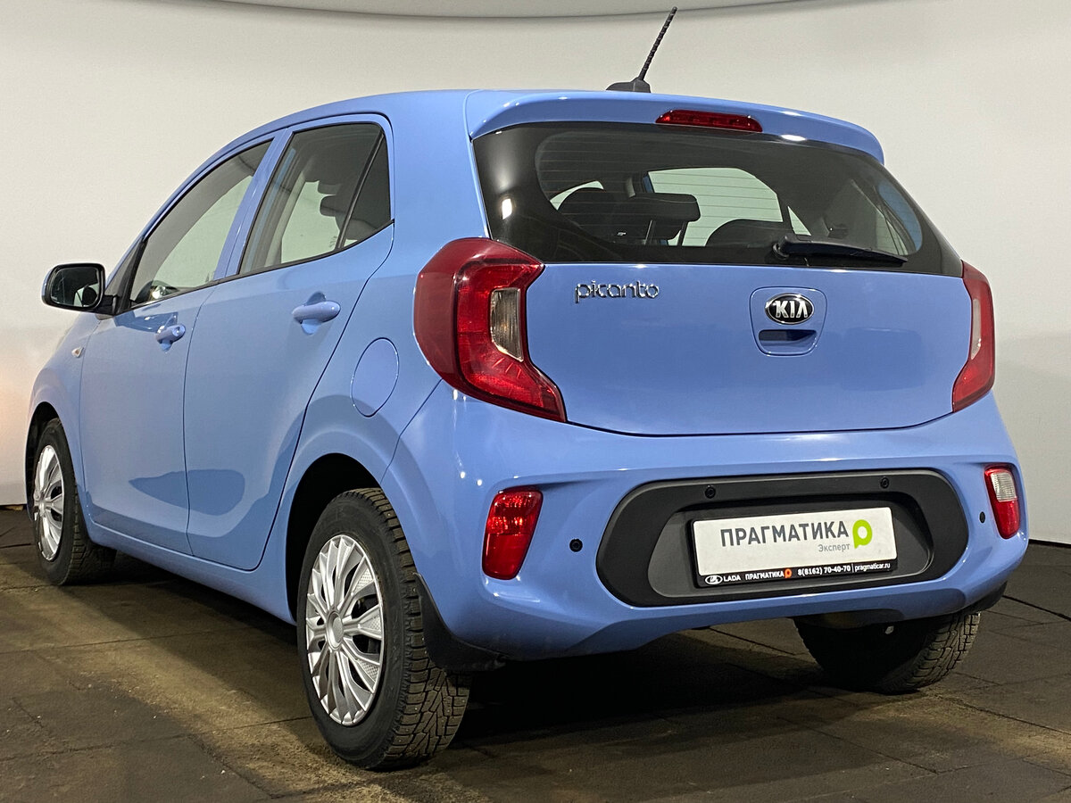 Kia Picanto голубая