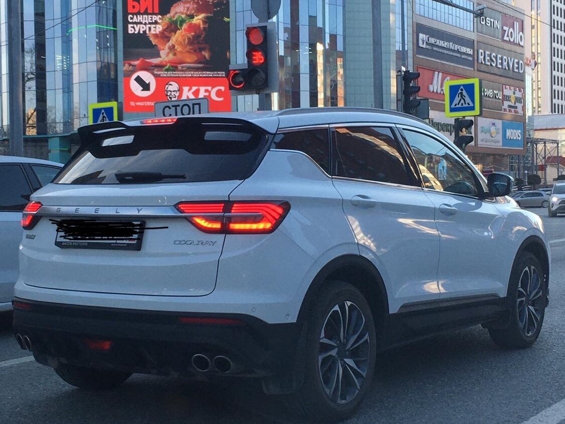 Купить б/у Geely Coolray I 1.5 AMT (177 л.с.) бензин робот в Тюмени ...