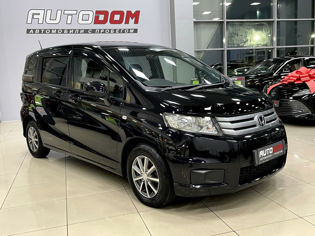 Honda Freed Spike, 2010