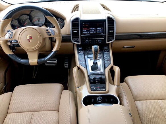 2011 Porsche Cayenne S II (958), фиолетовый - вид 4