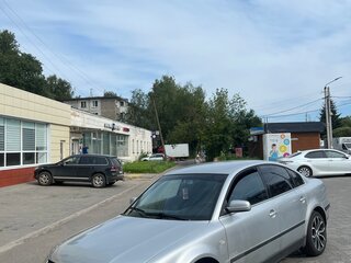 2000 Volkswagen Passat B5 Рестайлинг, серебристый, 320000 рублей, вид 1