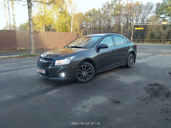 Купить б/у Chevrolet Cruze I Рестайлинг 1.6 MT (109 л.с.) бензин ...