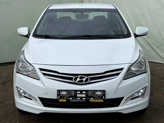 2016 Hyundai Solaris I Рестайлинг, белый, 900000 рублей, вид 1