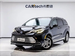 2022 Toyota Sienna IV, чёрный, 3000013 рублей, вид 1