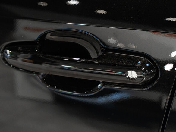 2025 Toyota RAV4 V (XA50), чёрный - вид 12