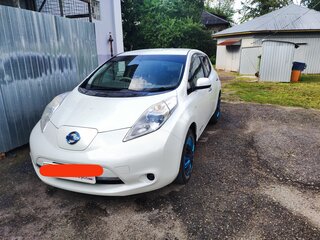 2012 Nissan Leaf I (ZE0/AZE0), белый, 690000 рублей, вид 4