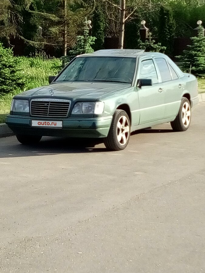 Купить б/у MercedesBenz W124 19841993 220 2.2 AT (150 л