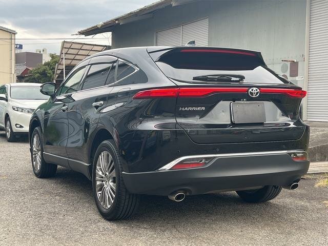 Toyota harrier xu80