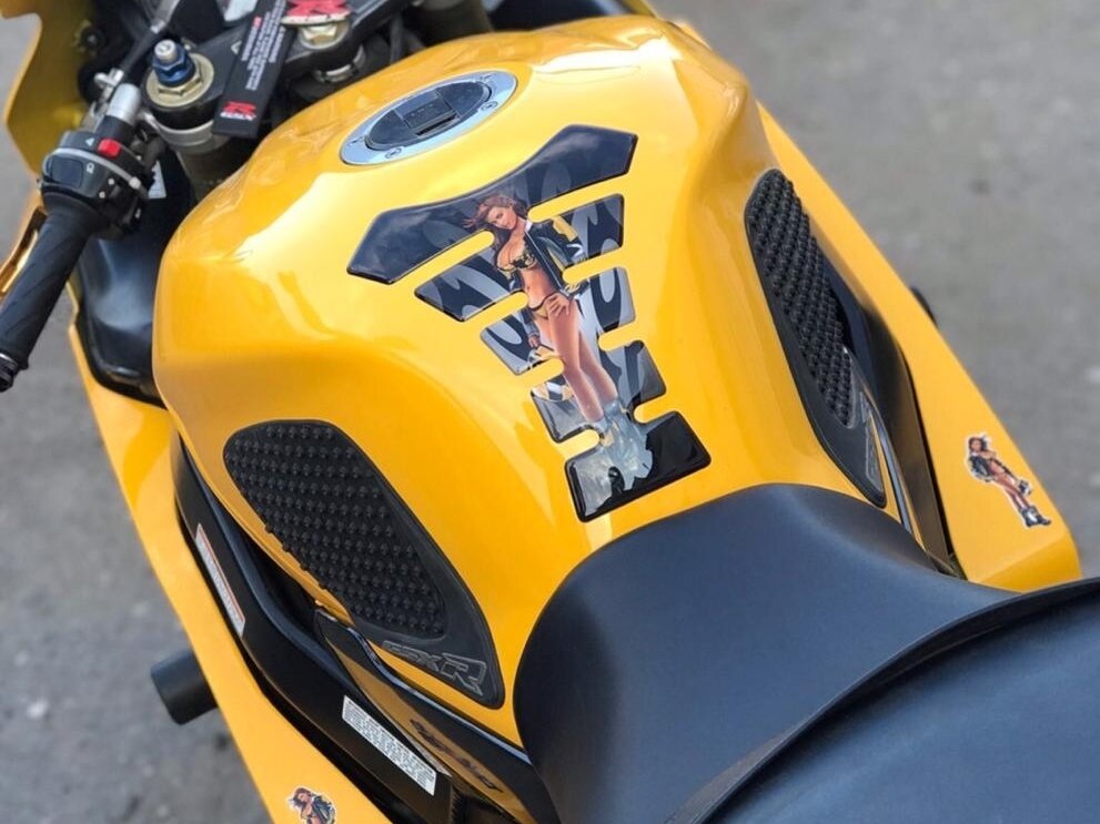 Suzuki GSX R 600 Р¶РµР»С‚С‹Р№