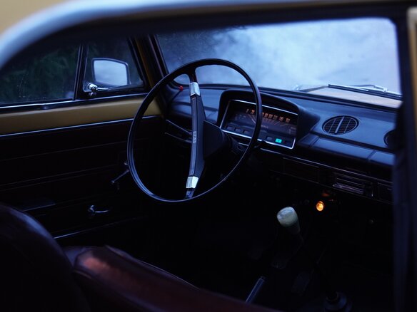 1984 Lada (ВАЗ) 2101, жёлтый - вид 8