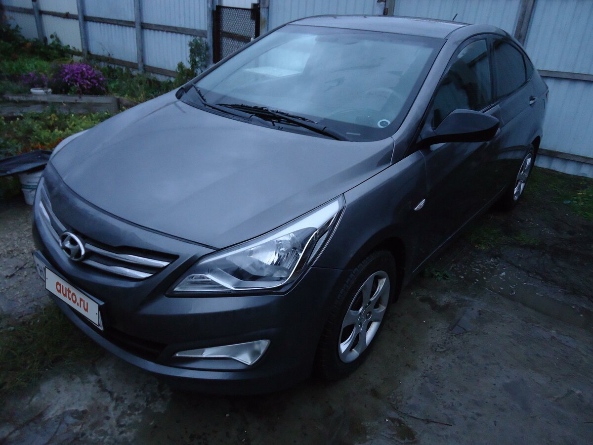 Купить б/у Hyundai Solaris I Рестайлинг 1.4 AT (107 л.с.) бензин ...
