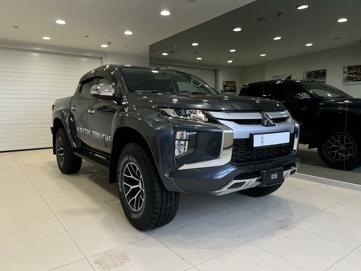 Мицубиси l200 Arctic Trucks