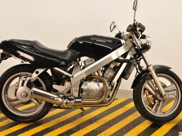 Honda Bros 400: Основное назначение и аудитория