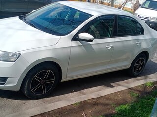 2019 Skoda Rapid I Рестайлинг, белый, 970000 рублей, вид 1