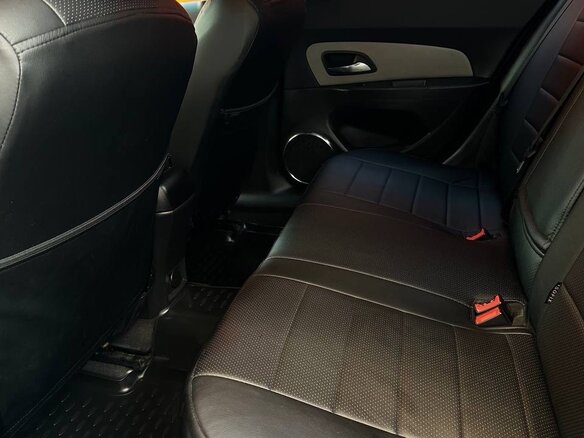 2012 Chevrolet Cruze I, белый - вид 13