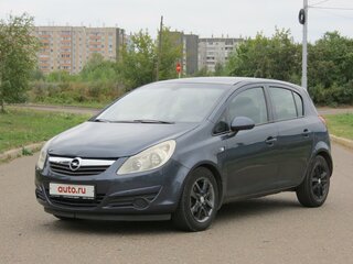 Опель Корса 2011 года
