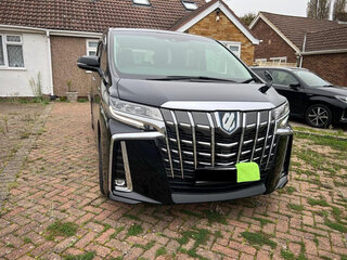 2020 Toyota Alphard III Рестайлинг, чёрный, 3200000 рублей, вид 1