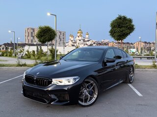 2017 BMW 5 серии M550i xDrive VII (G30/G31), чёрный, 4370000 рублей, вид 1