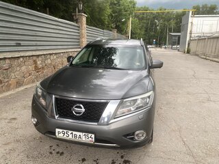 2014 Nissan Pathfinder IV, серый, 2100000 рублей, вид 1