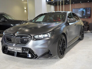 2025 BMW M5 VII (G90), чёрный, 20000000 рублей, вид 1